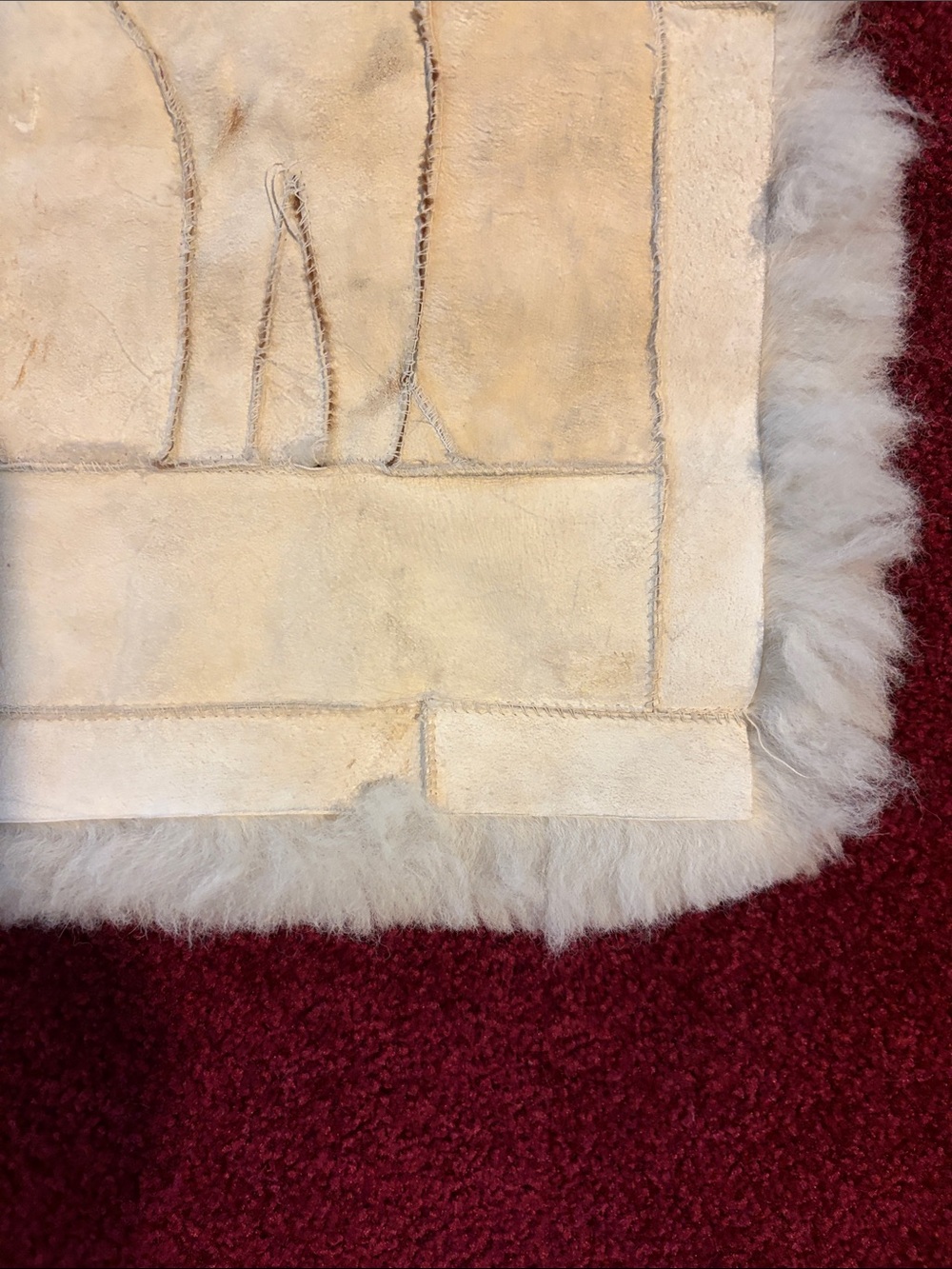 Brown Llama Sheepskin Rug - Cream Border - Picture 9 of 12